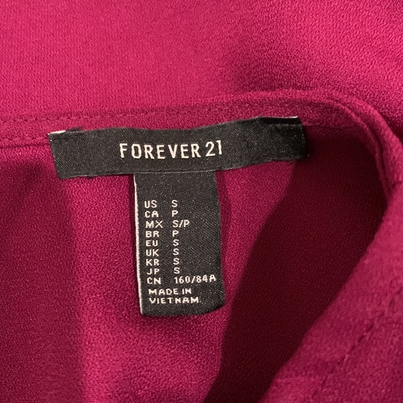 F21 Buttoned back blouse - Picture 12 of 12